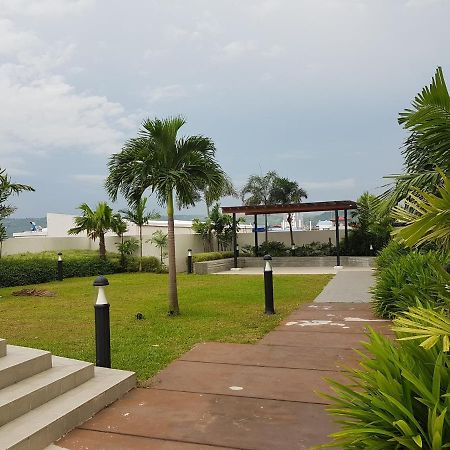 Studio Unit At Centrio Tower Cagayan de Oro Kültér fotó